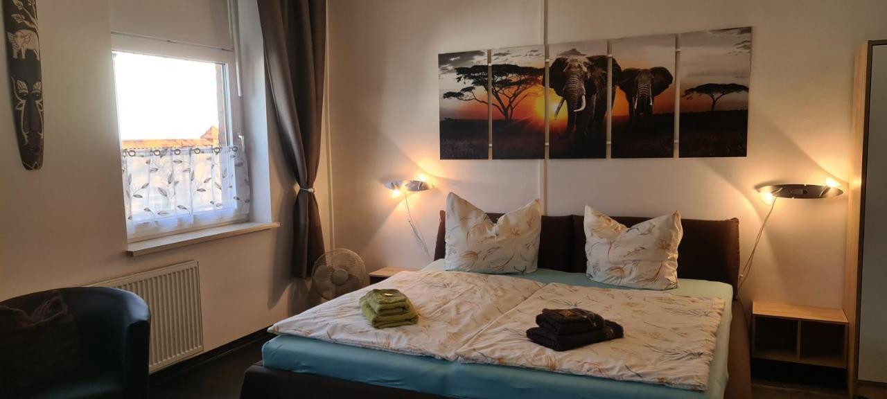 Gaesteappartements "Purefitness" Am Elberadweg In Тангермюнде Экстерьер фото